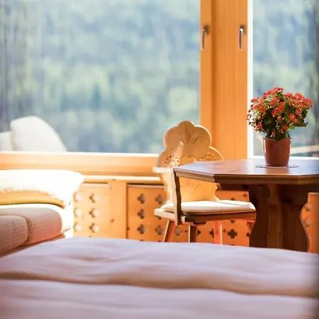 Chesa Languard Hotell 3*