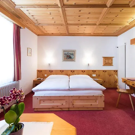 Chesa Languard Hotel 3*